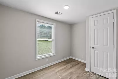 6124 Old Mt Holly Road, Charlotte, NC 28208 - Photo 19