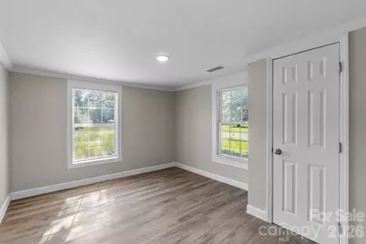 6124 Old Mt Holly Road, Charlotte, NC 28208 - Photo 17