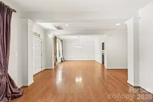 13210 Arbor Day Ct, Charlotte, NC 28269 - Photo 5