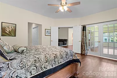 14 Country Meadows Lane, Hendersonville, NC 28792 - Photo 17