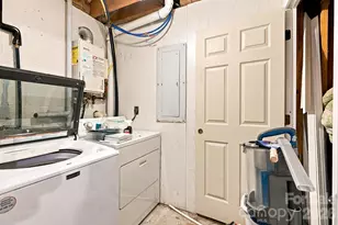 922 Goose Hollow Rd, Newland, NC 28657 - Photo 23