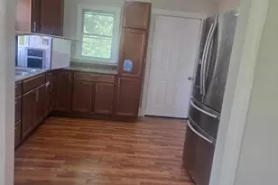 1010 E Harrison Ave, Gastonia, NC 28054 - Photo 3