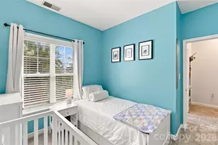 942 Hawthorne Bridge Ct, Charlotte, NC 28204 - Photo 19