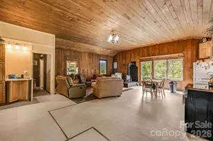 1712 Little Crk Rd, Hot Springs, NC 28743 - Photo 5