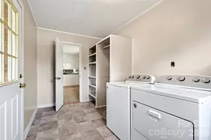 2406 Nix Creek Rd, Marion, NC 28752 - Photo 15