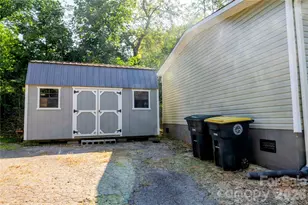 30 & 32 W Skyland Circle, Asheville, NC 28804 - Photo 19