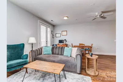 1101 W 1st Street #211, Charlotte, NC 28202 - Photo 3
