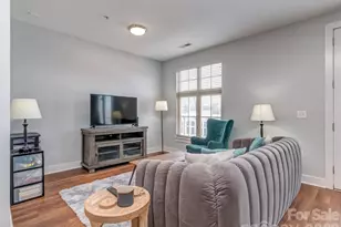 1101 W 1st St, Charlotte, NC 28202 - Photo 13