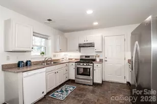 7605 Wynstone Ridge Cir, Huntersville, NC 28078 - Photo 9