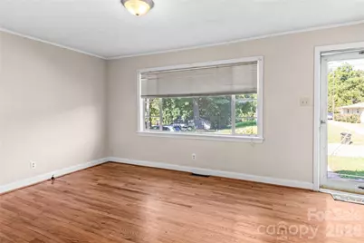 17 Edgewood View Lane, Winston Salem, NC 27127 - Photo 5