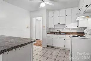 17 Edgewood View Ln, Winston Salem, NC 27127 - Photo 9