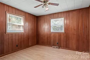 17 Edgewood View Ln, Winston Salem, NC 27127 - Photo 17