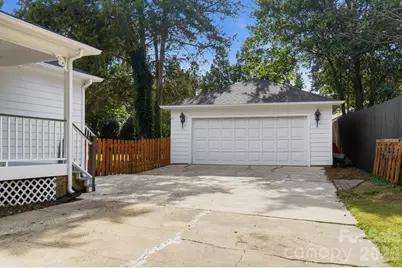 7812 Ridgeloch Place, Charlotte, NC 28226 - Photo 43