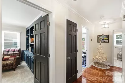 7812 Ridgeloch Place, Charlotte, NC 28226 - Photo 5