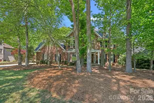 2401 Flagstick Dr, Matthews, NC 28104 - Photo 39