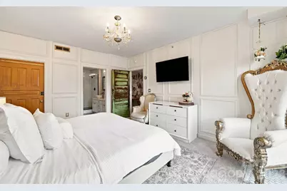 718 W Trade Street #808, Charlotte, NC 28202 - Photo 23