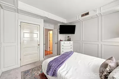 718 W Trade Street #808, Charlotte, NC 28202 - Photo 31