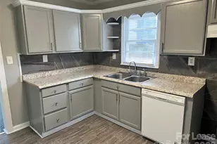 3942 Tillman Rd, Charlotte, NC 28208 - Photo 5