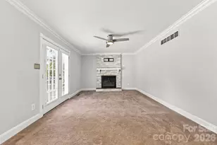 105 Peach Orchard Dr, Greensboro, NC 27455 - Photo 13