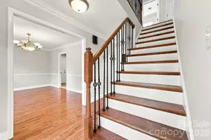 105 Peach Orchard Dr, Greensboro, NC 27455 - Photo 3