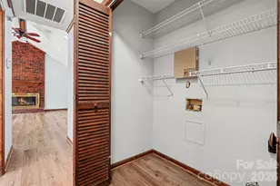 7225 McTeal Pl, Charlotte, NC 28262 - Photo 19