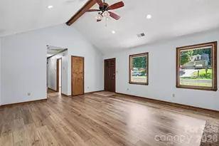 7225 McTeal Pl, Charlotte, NC 28262 - Photo 5