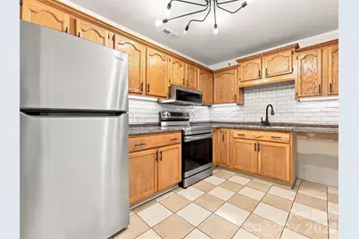 19 Krista Circle #E, Candler, NC 28715 - Photo 13