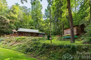 3387 Union Hill Rd, Whittier, NC 28789 - Photo 3