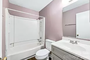 4033 Briarhill Dr, Charlotte, NC 28215 - Photo 35