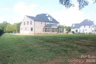 8110 Rolling Fields Rd, Charlotte, NC 28227 - Photo 5