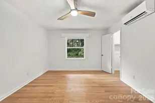 104 Disosway St, Black Mountain, NC 28711 - Photo 15