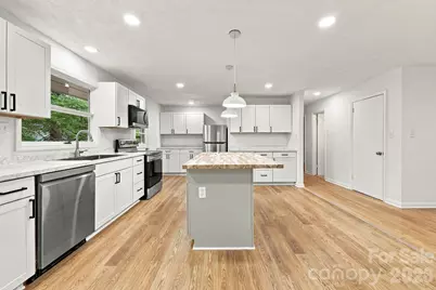 104 Disosway Street, Black Mountain, NC 28711 - Photo 5