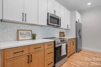 718 W 1st Street, Newton, NC 28658 - Photo 5