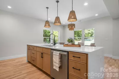 718 W 1st Street, Newton, NC 28658 - Photo 7
