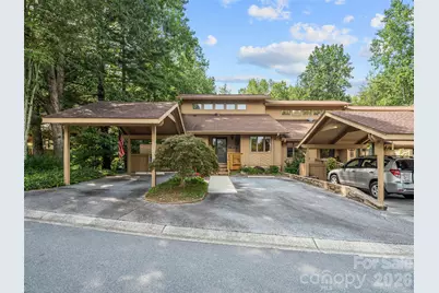 405 Red Oak Drive, Hendersonville, NC 28791 - Photo 1