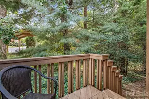 405 Red Oak Dr, Hendersonville, NC 28791 - Photo 41