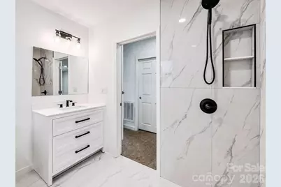 300 King Street, Monroe, NC 28110 - Photo 11