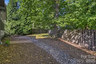 323 Fennel Dun Cir, Biltmore Lake, NC 28715 - Photo 33