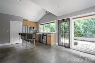 82 Mt Clare Ave, Asheville, NC 28801 - Photo 11