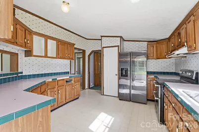 30489 Almond Drive, Albemarle, NC 28001 - Photo 7