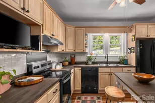 303 Country Club Rd, Asheville, NC 28804 - Photo 9