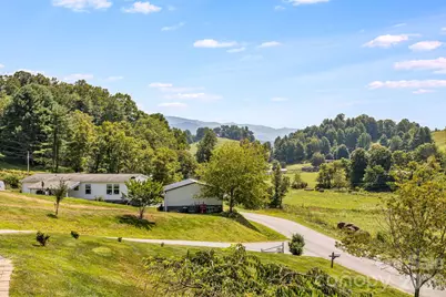582 John Henry Road, Burnsville, NC 28714 - Photo 5