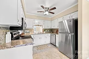 103 Briar Ridge Cir, Winston Salem, NC 27104 - Photo 11