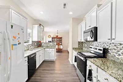 4008 Tulocay Lane, Charlotte, NC 28215 - Photo 9