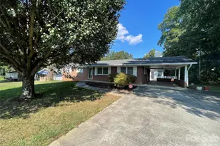 3070 Startown Rd, Newton, NC 28658 - Photo 3
