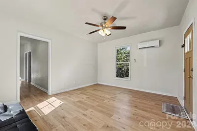 132 Loomis Street, Chester, SC 29706 - Photo 9