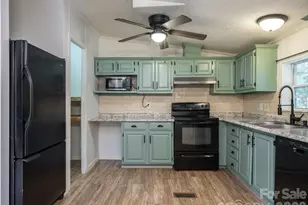 26 Audrey Ln, Asheville, NC 28806 - Photo 15