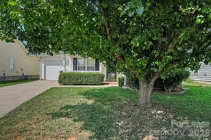 2163 Wexford Way, Statesville, NC 28625 - Photo 3