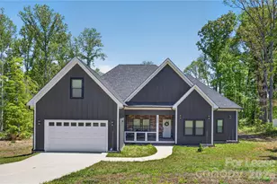 2002 Pln Fld Dr, Bessemer City, NC 28016 - Photo 1