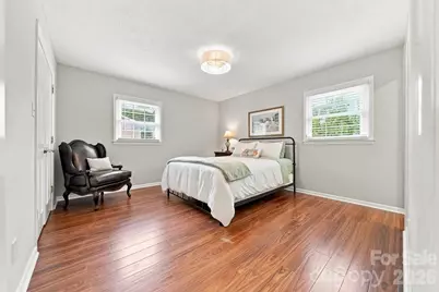 2219 36th Avenue NE, Hickory, NC 28601 - Photo 5